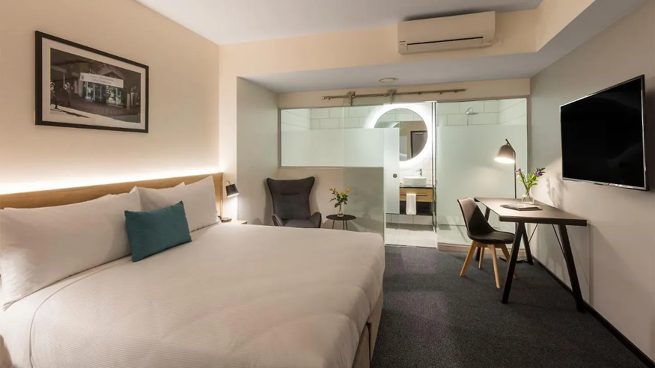 Hotel Room @ 89 Courtenay Place Wellington New Zealand